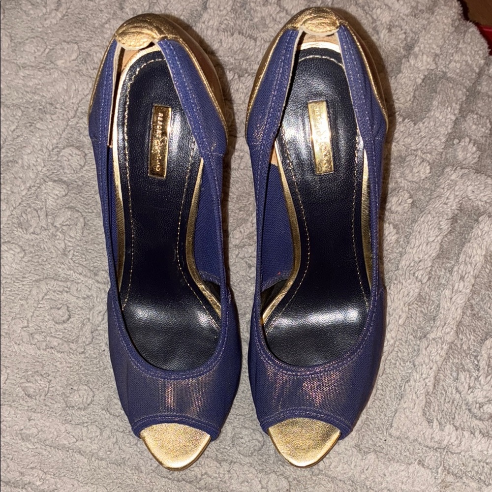 Report Signature Blue and Gold Platform Heels